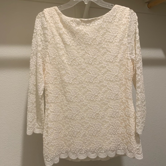 Charter Club 3/4 sleeve Lace Flower pattern top - Picture 2 of 2